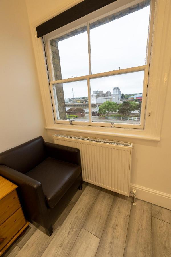 Entire Two Double Bedrooms Flat With River Yare View H6 Great Yarmouth Extérieur photo